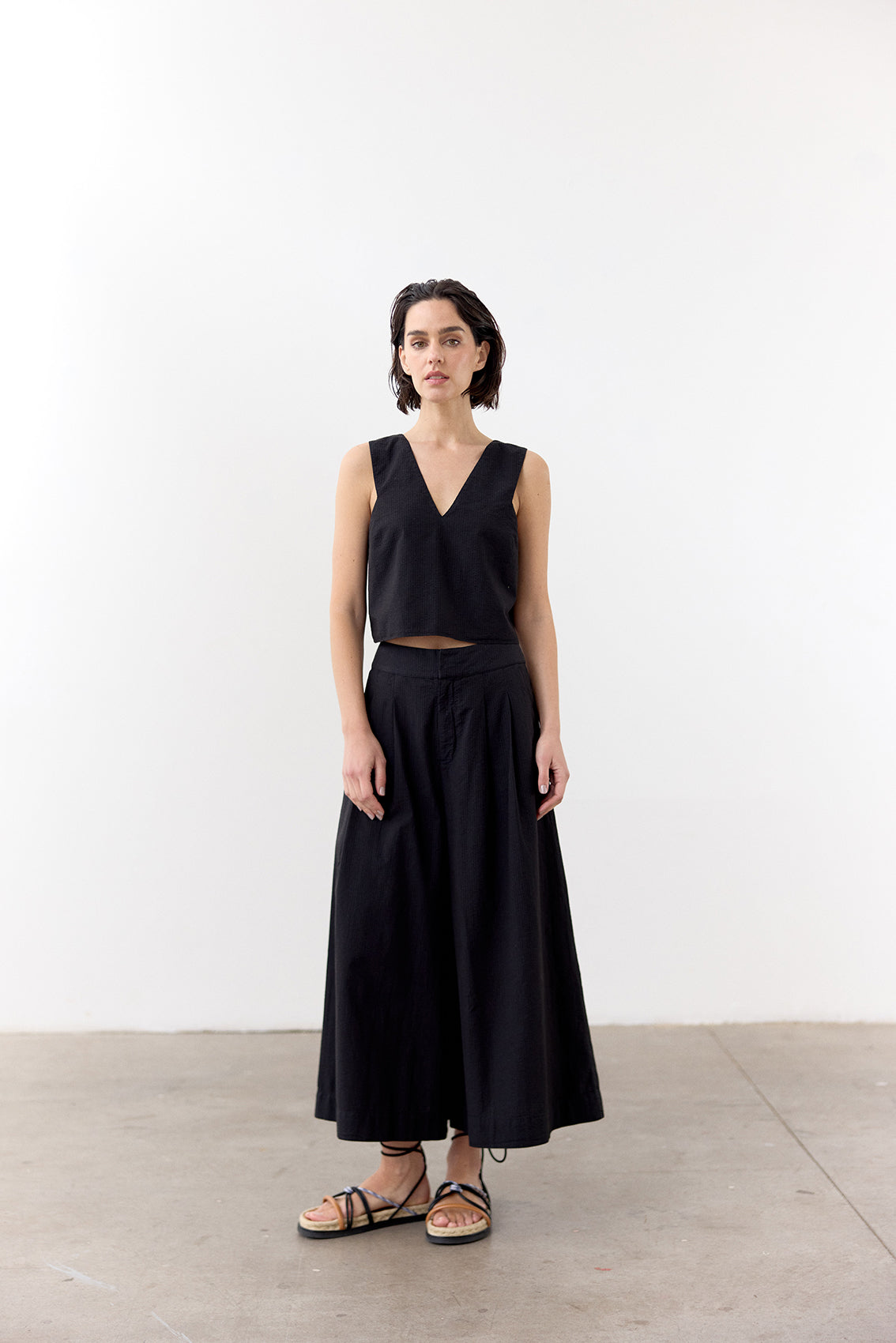 V-Neck Seersucker Cotton Top - Ónix