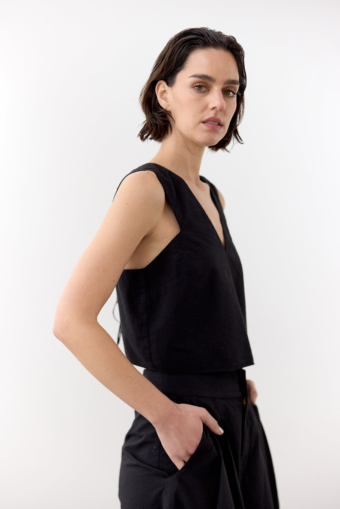 V-Neck Seersucker Cotton Top - Ónix