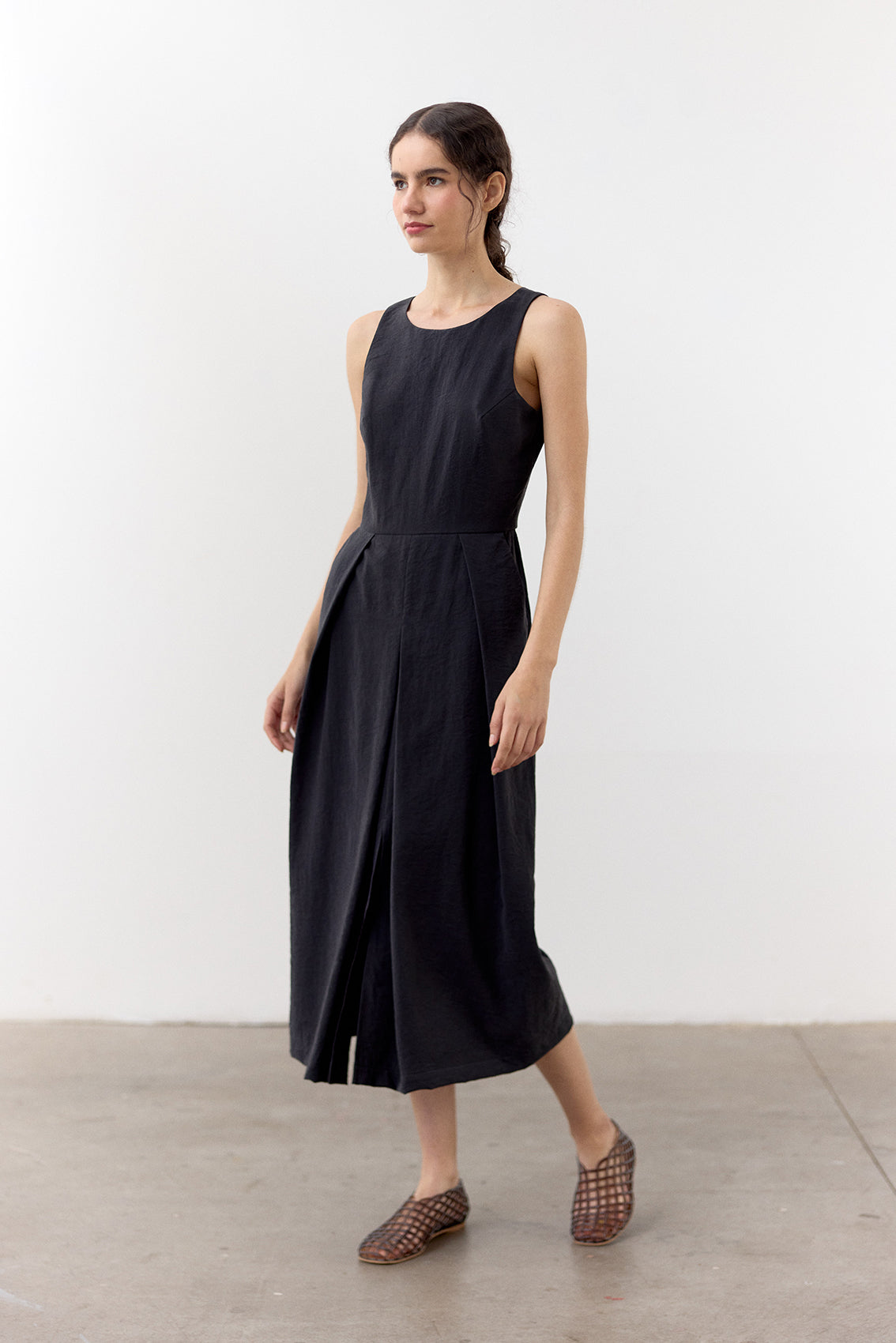Center Pleat Crinkled Silk Dress - Ónix