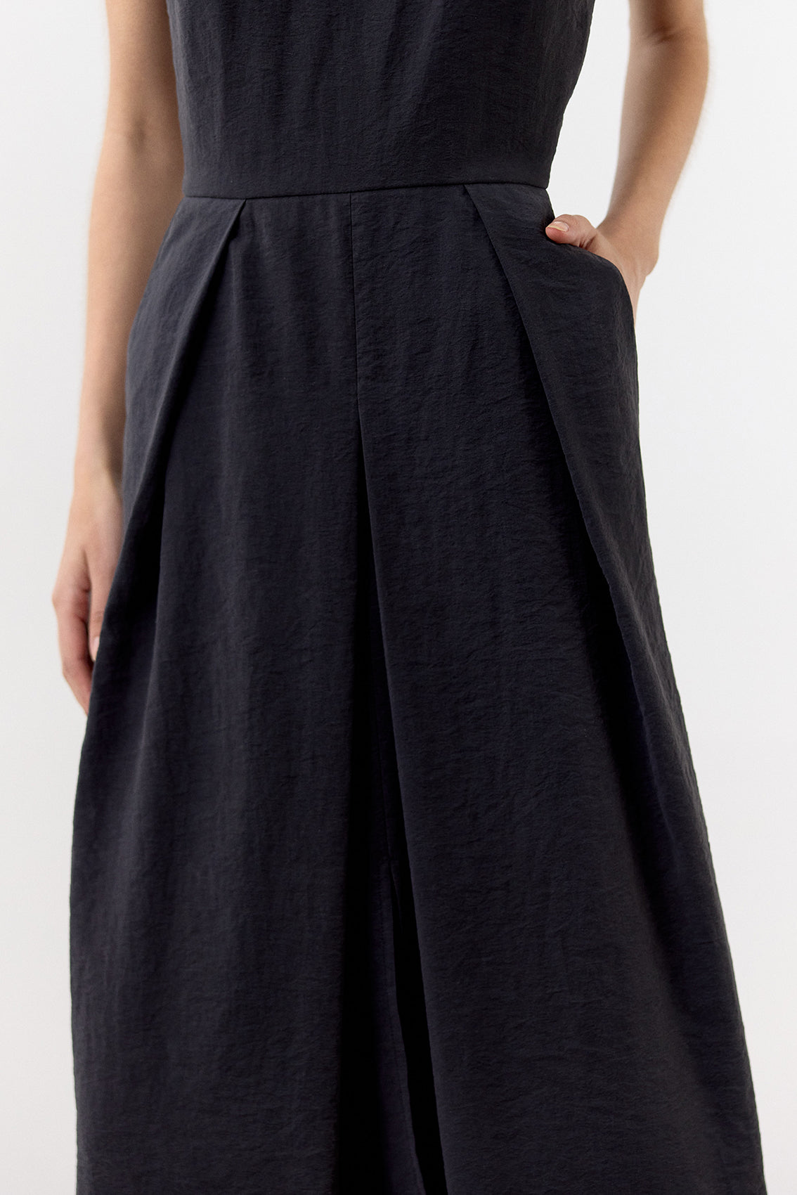 Center Pleat Crinkled Silk Dress - Ónix