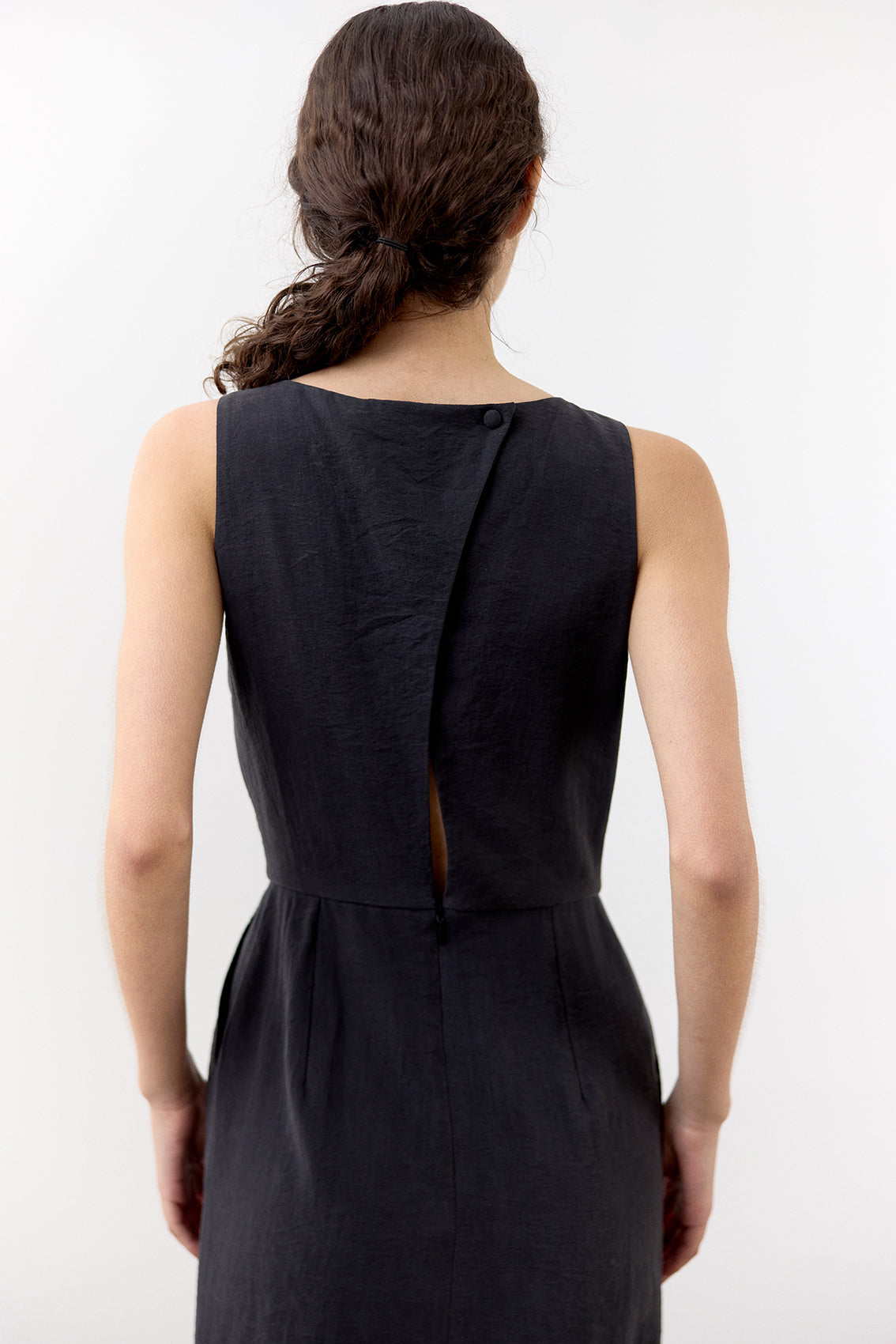 Center Pleat Crinkled Silk Dress - Ónix