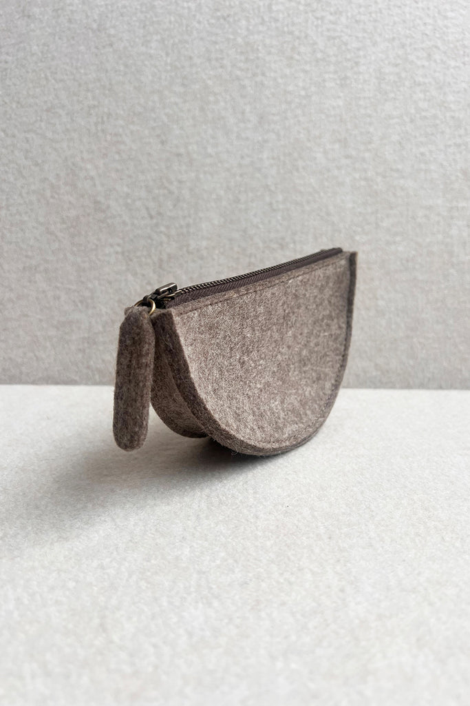 Estuche Medialuna Cierre Fieltro Alpaca-Lana