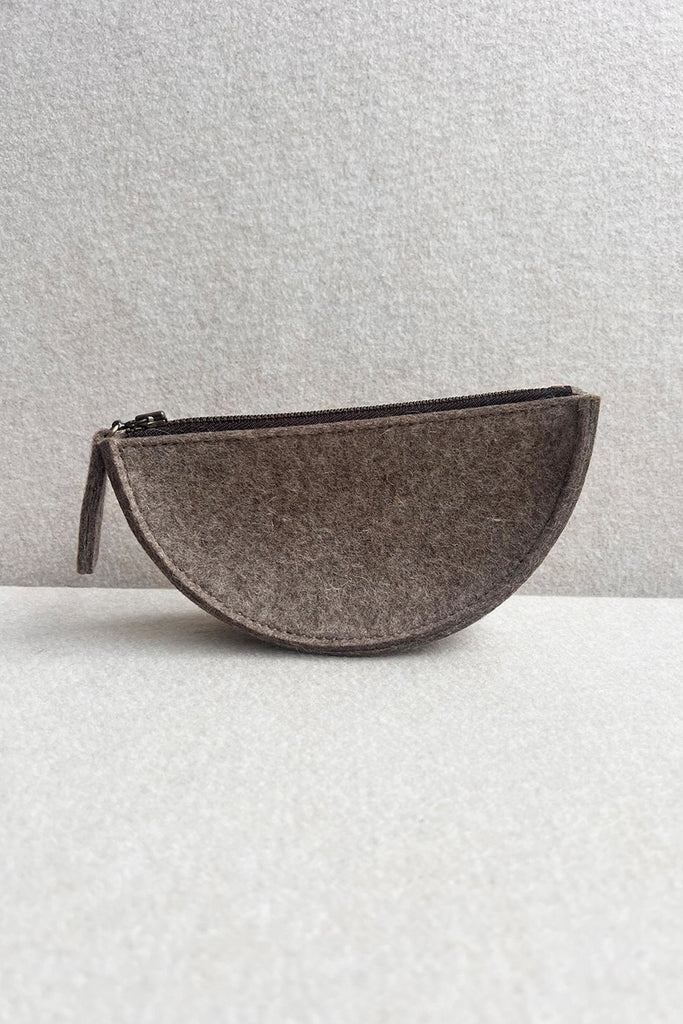 Estuche Medialuna Cierre Fieltro Alpaca-Lana