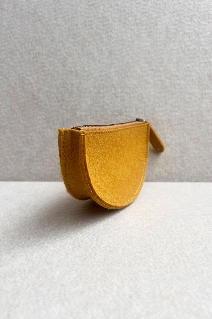 Estuche Medialuna Cierre Fieltro Alpaca-Lana
