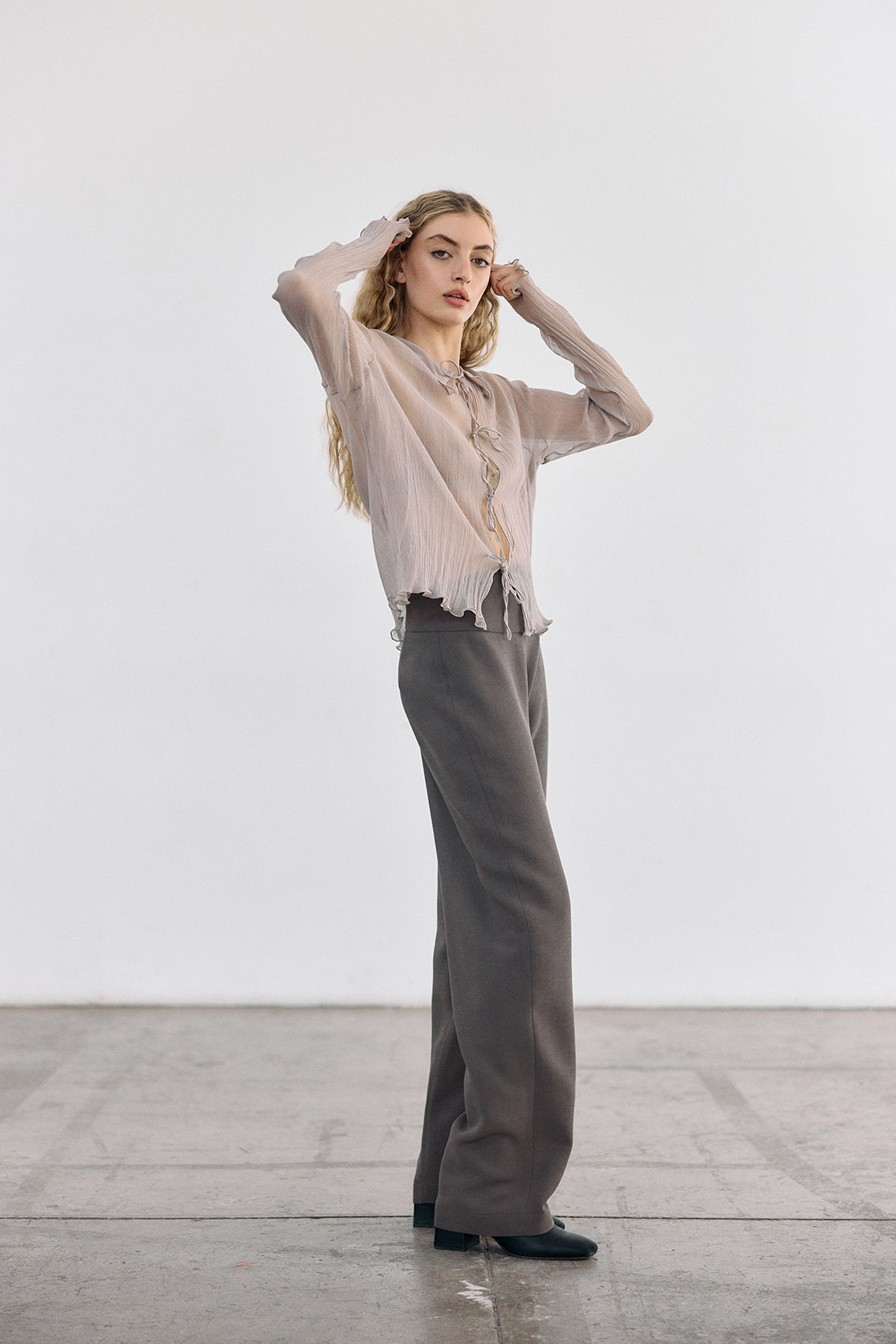 Curved Waistband Wool/Viscose Trousers - Humo