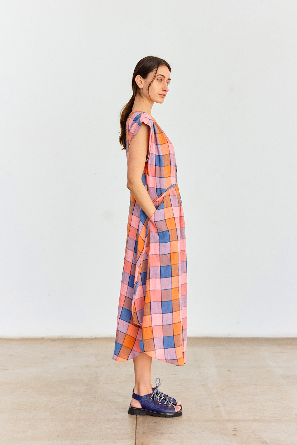 Checked V-Neck Relaxed Linen Dress