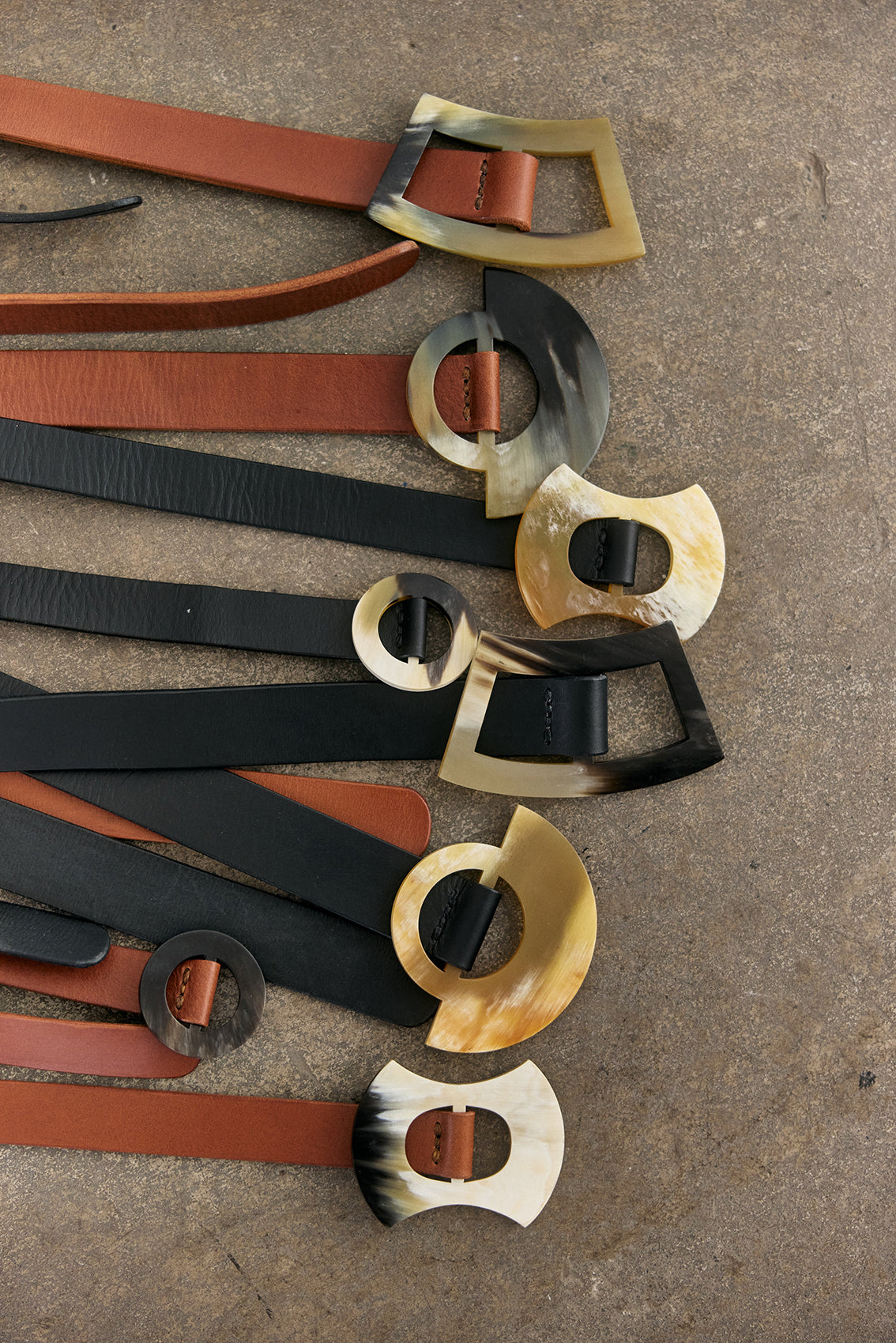 Wide Leather Belt Window Horn Buckle - Onyx