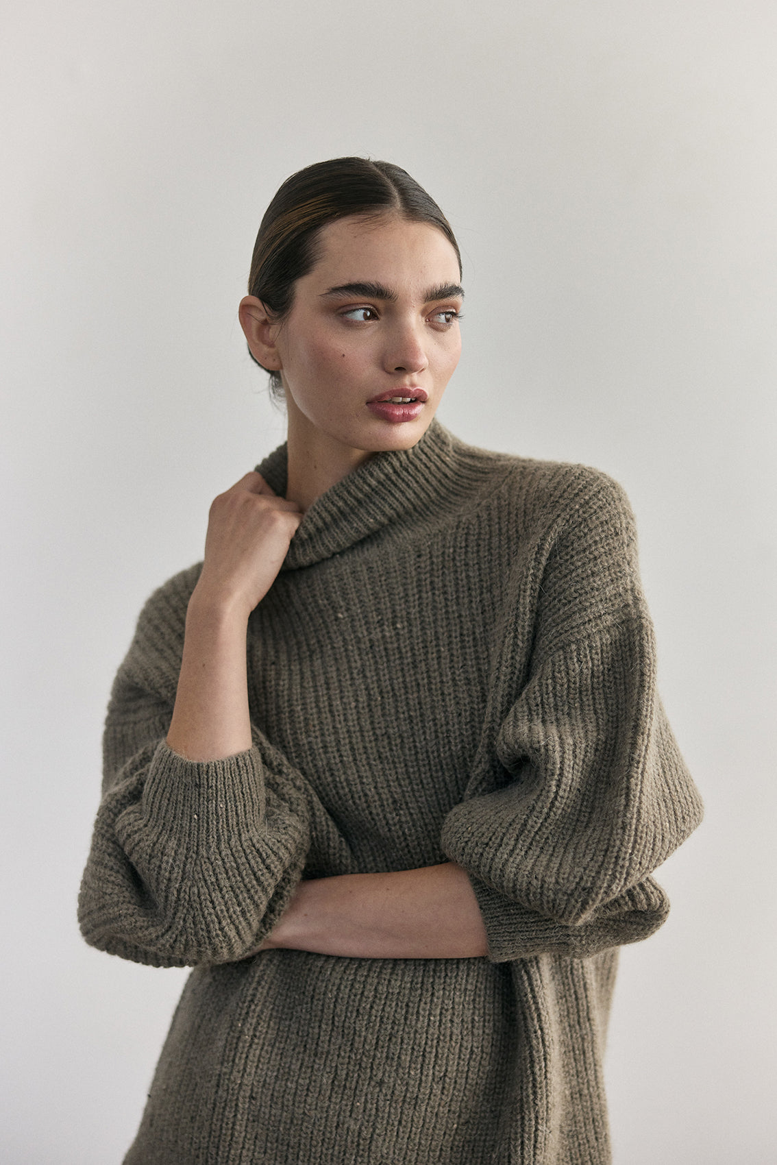 Sweater Oversized Cuello Alto Alpaca/Mohair - Musgo