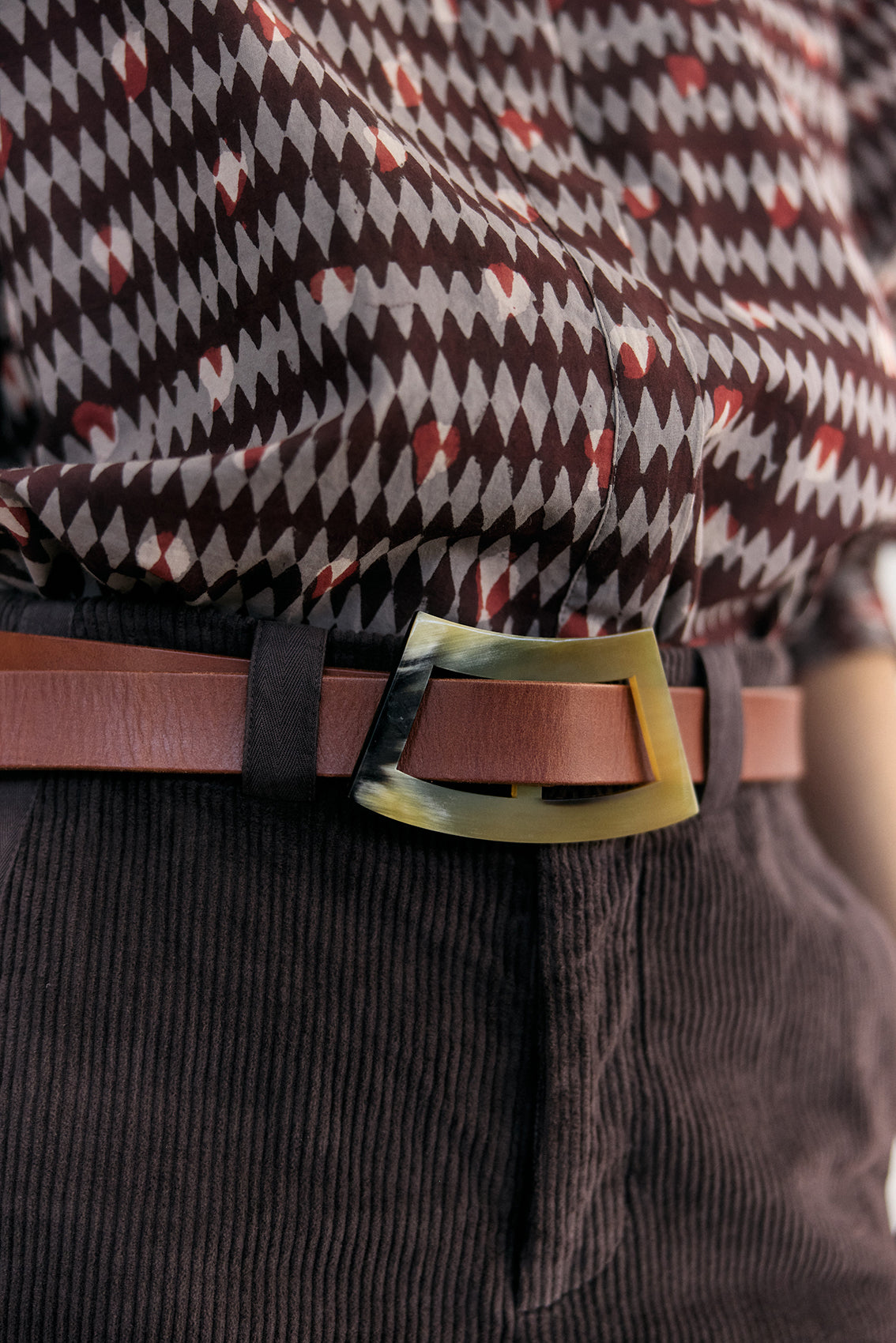 Wide Leather Belt Window Horn Buckle - Brown