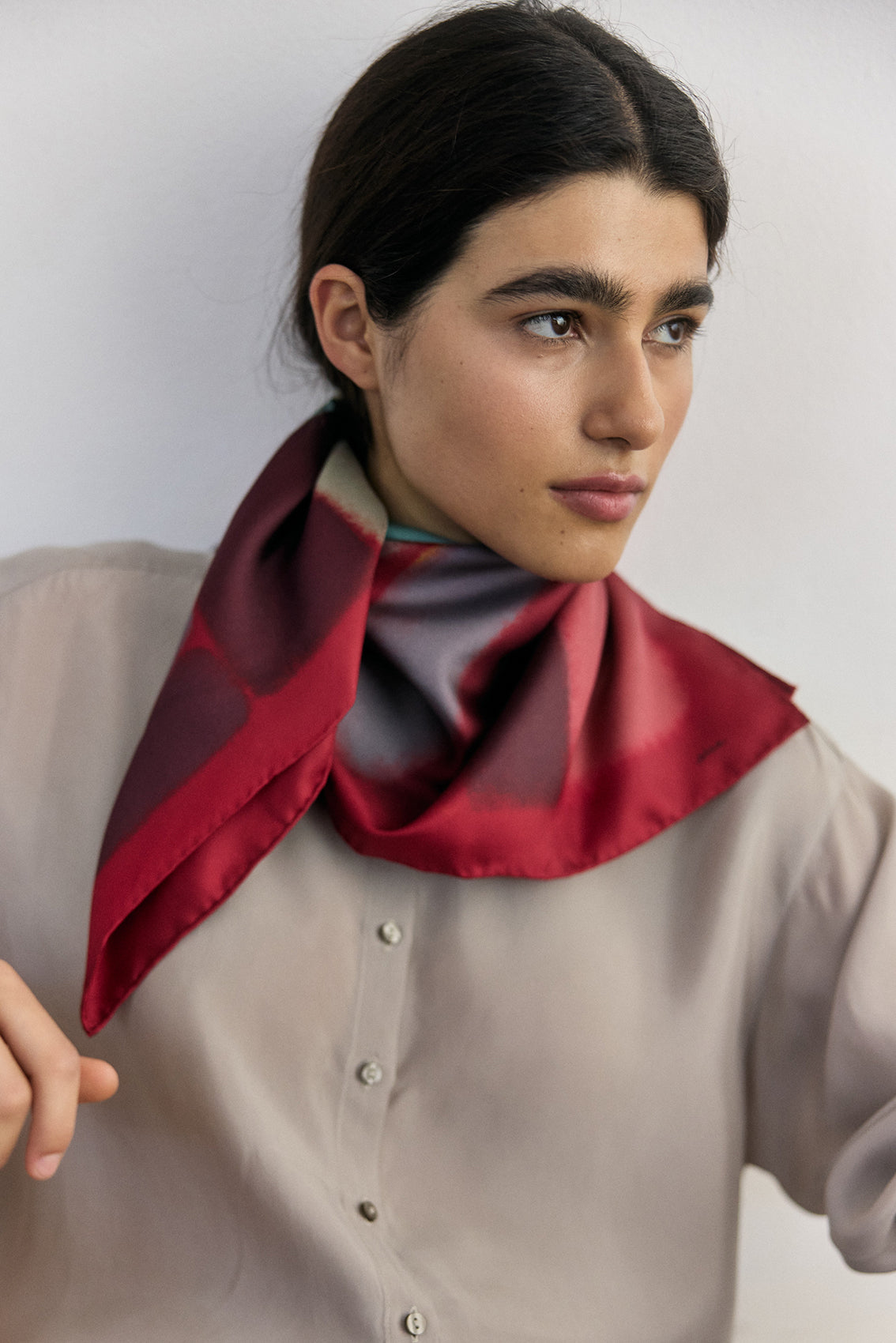 Pañuelo Cuadrado de Seda Mediano - Granada