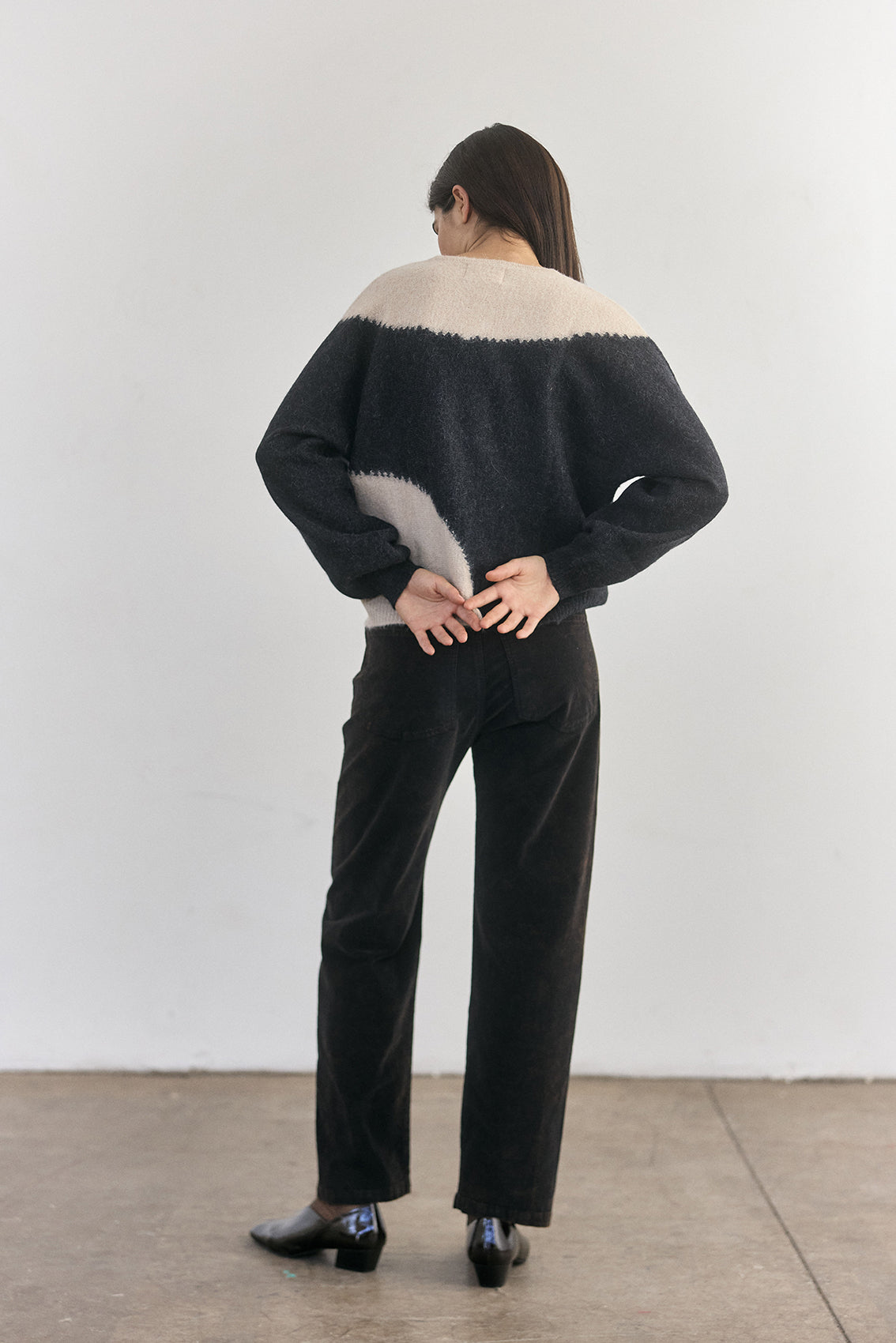 Sweater Alpaca Felted Semicírculos - Medianoche/Crudo