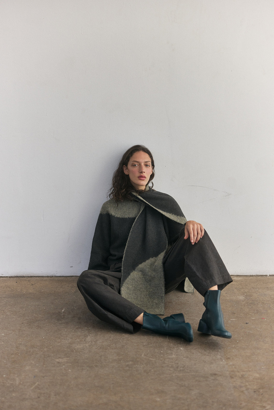 Bufanda Alpaca Felted Semicírculos - Pizarra/Musgo