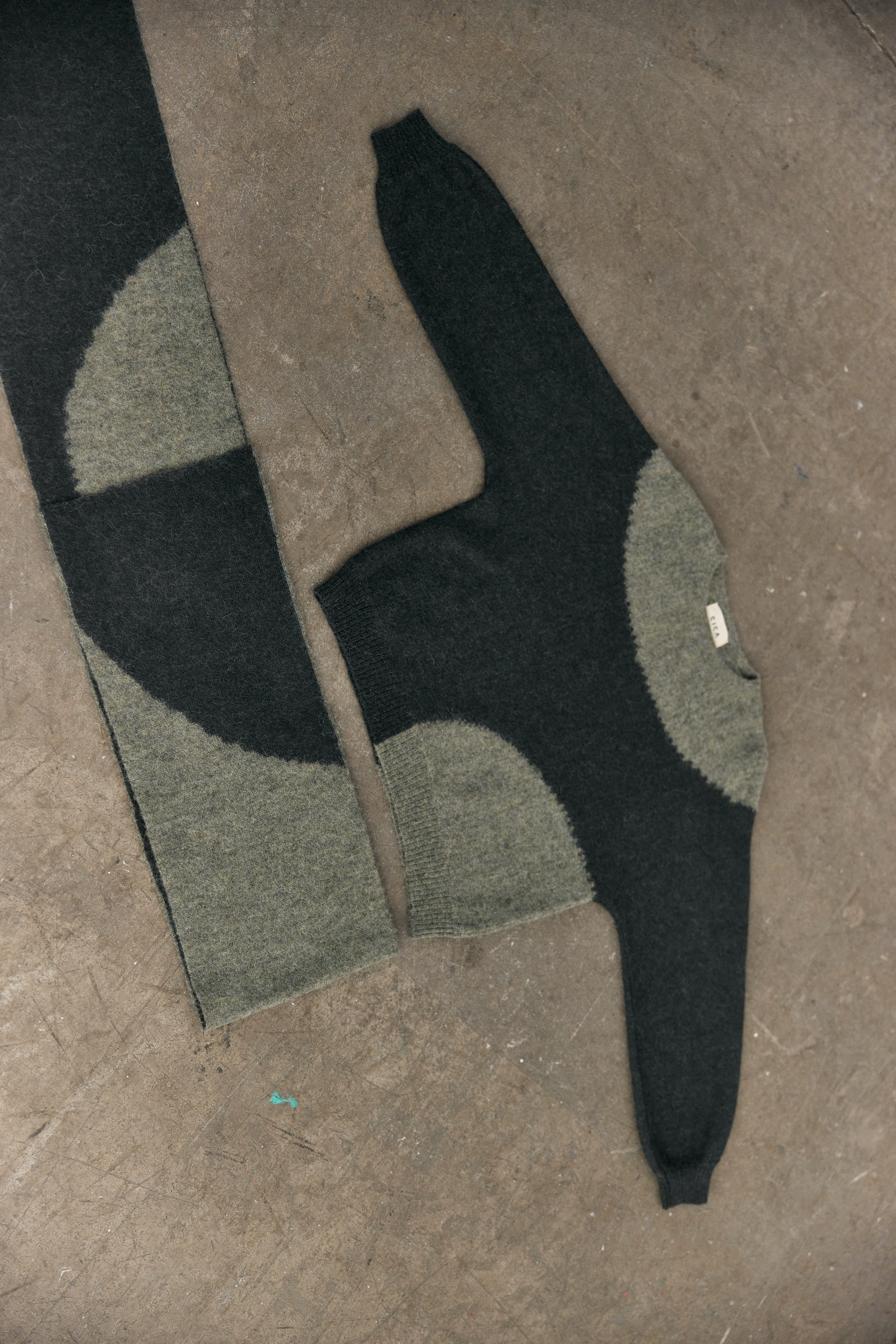 Bufanda Alpaca Felted Semicírculos - Pizarra/Musgo