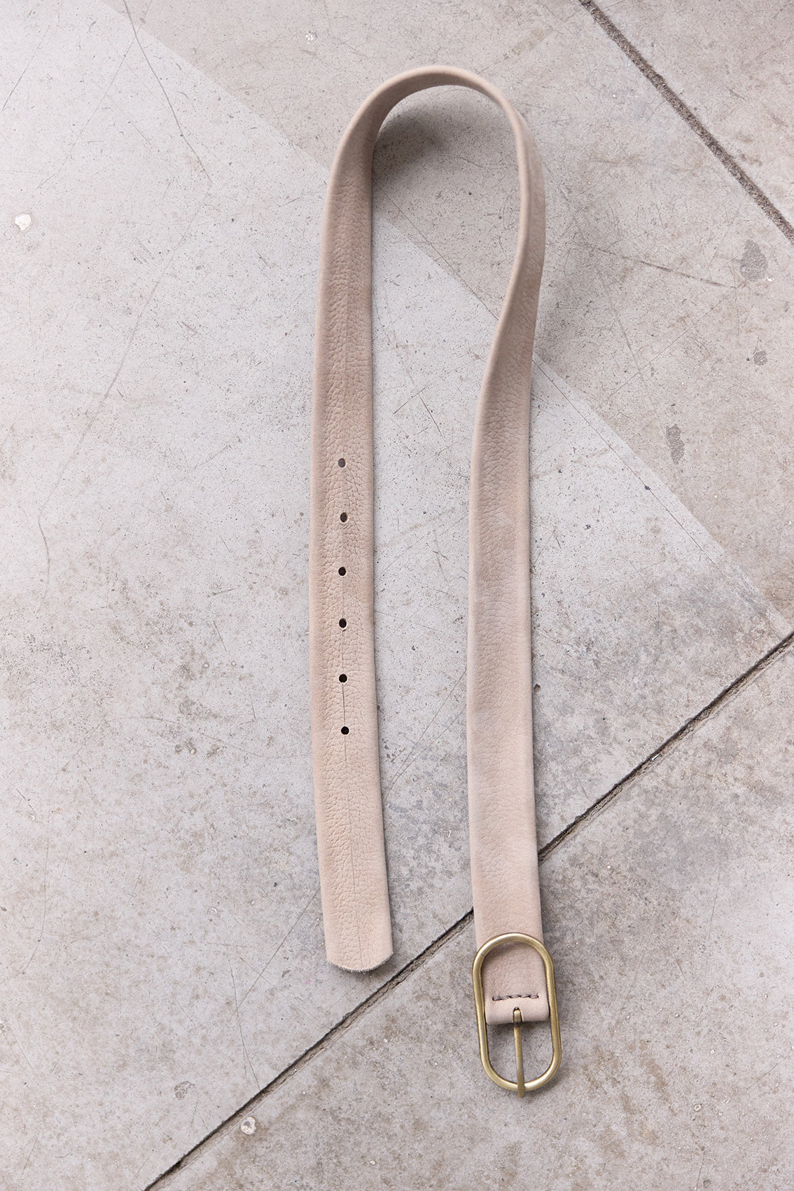 Cinturón Angosto de Cuero Nobuk - Beige