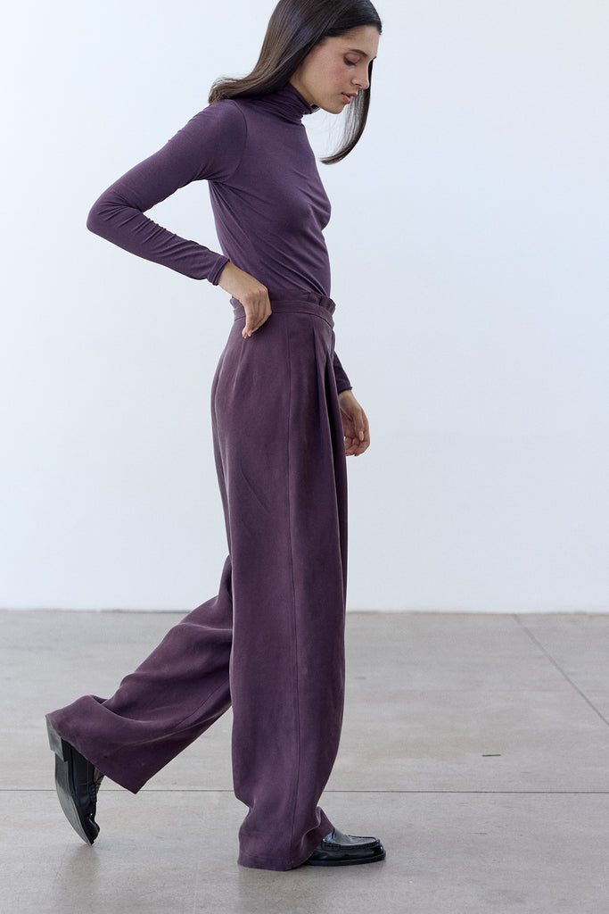 Pleated High-Waist Trousers Cupro - Berenjena