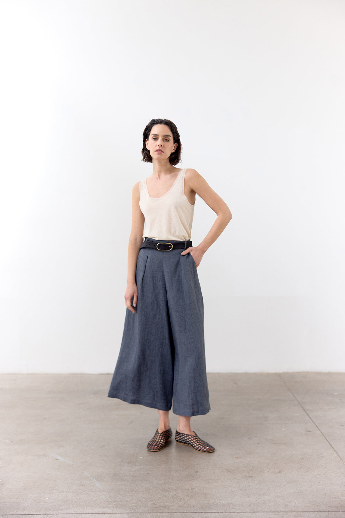 Wide-Leg Linen Trousers - Piedra