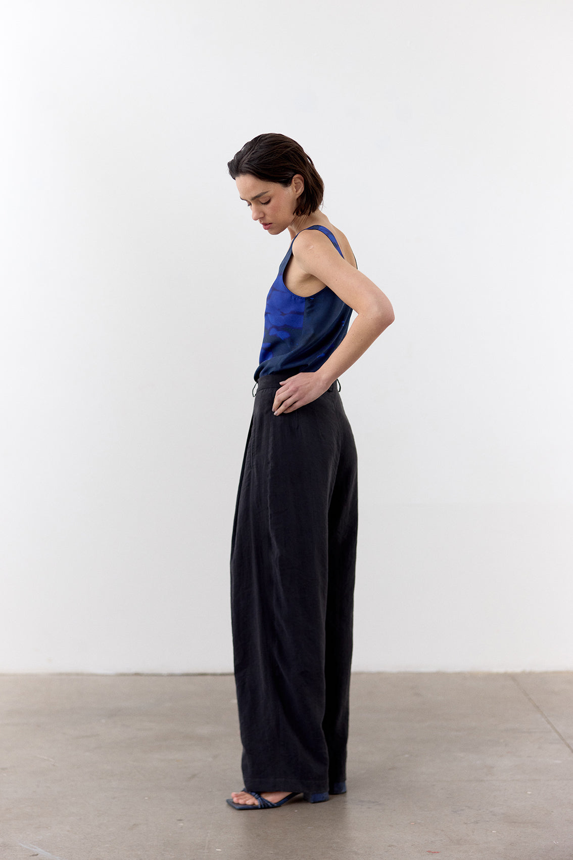 Crinkled Silk Trousers - Ónix