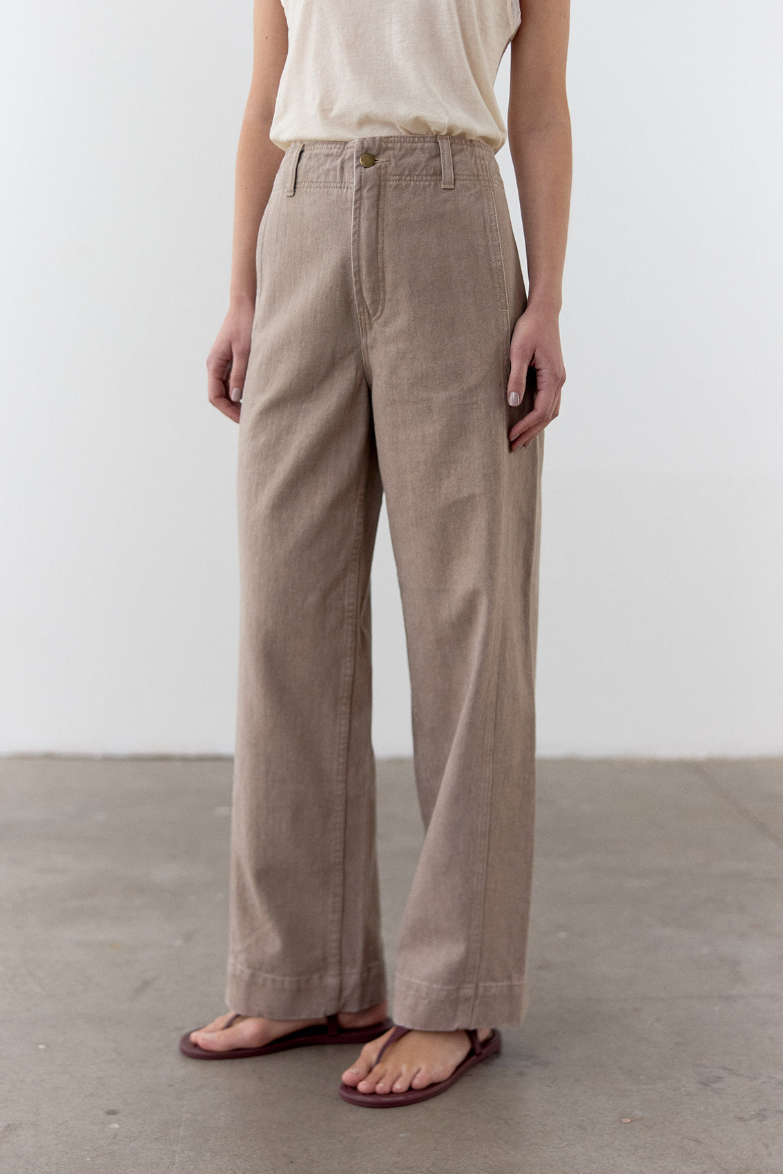 Straight-Fit Recycled Denim Jeans - Taupe