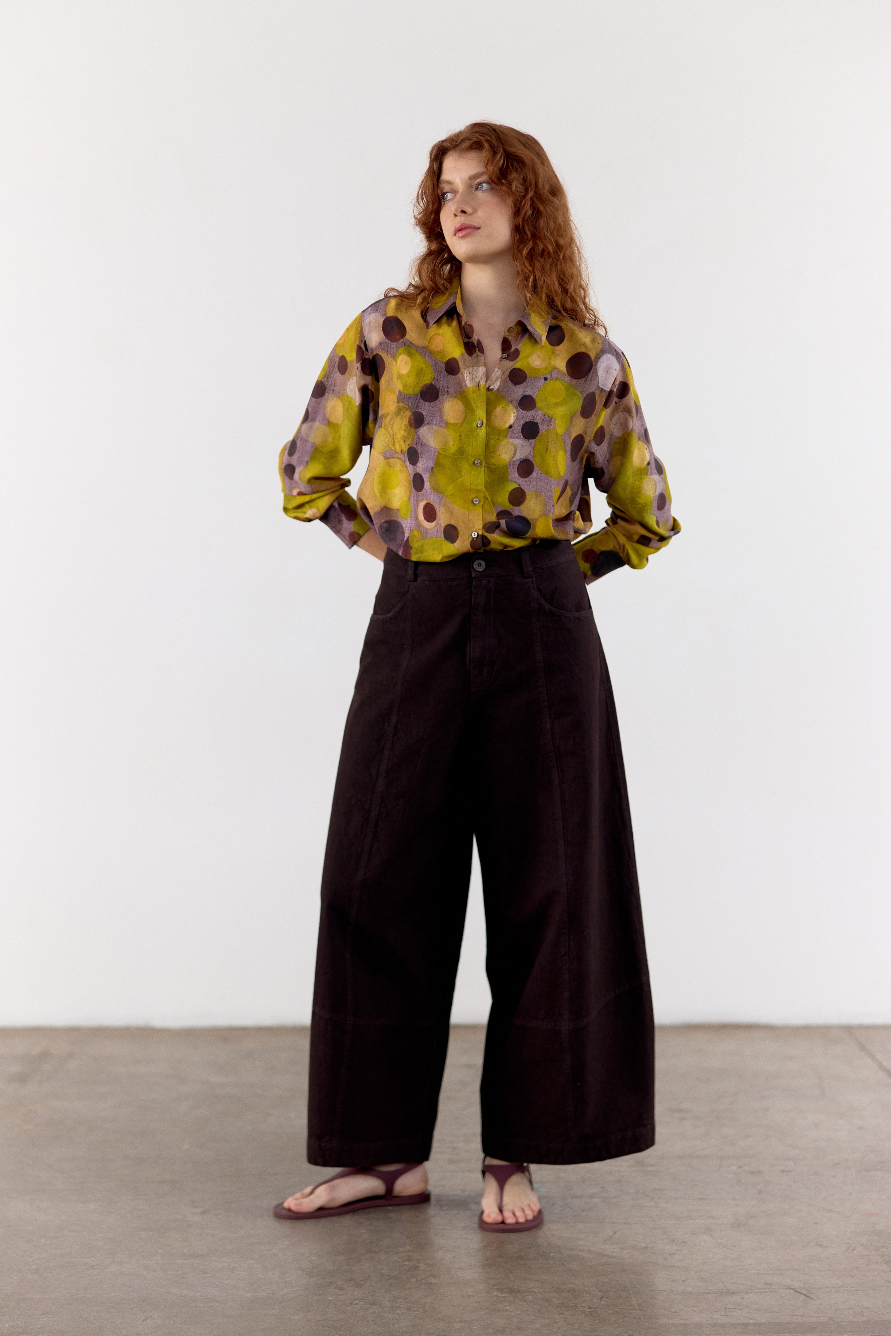 Pantalón Ancho Curvo Algodón Rugoso - Tierra