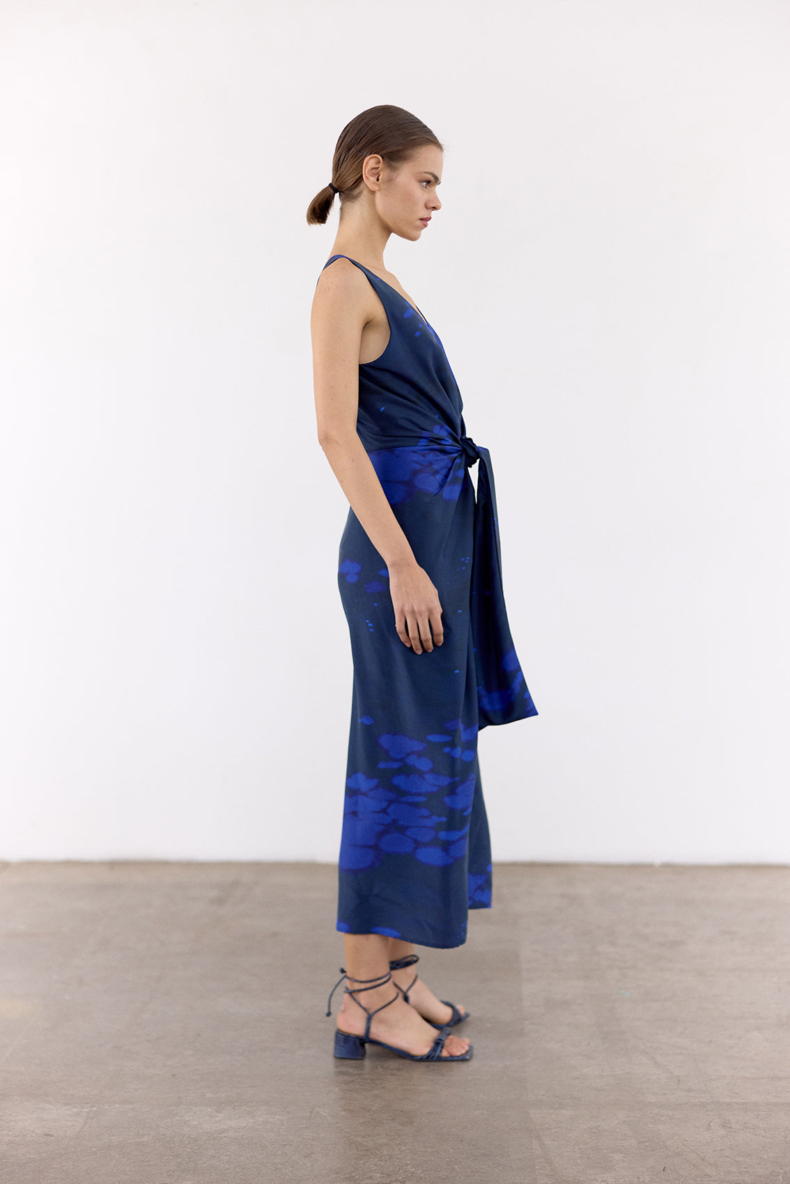 Vestido Anudado Seda Clorada - Cobalto