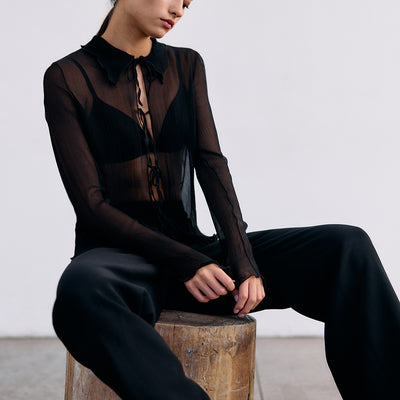 Blusa Traslúcida Seda Texturada - Ónix