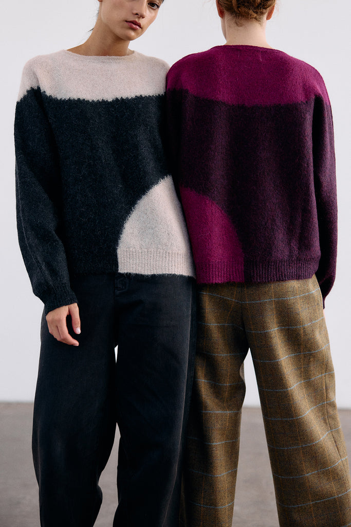 Felted Alpaca Sweater Semicircles - Medianoche/Crudo