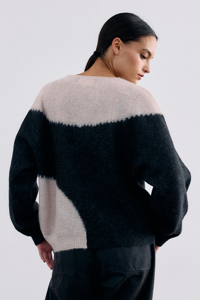 Felted Alpaca Sweater Semicircles - Medianoche/Crudo