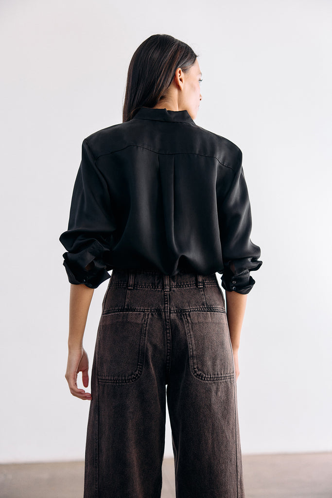 Pointed Collar Cupro Button-Down Shirt - Ónix
