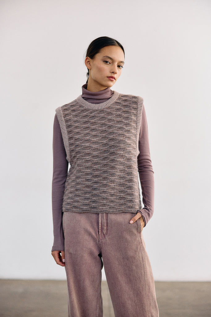 Sweater Vest Textura Relieves Alpaca - Malva