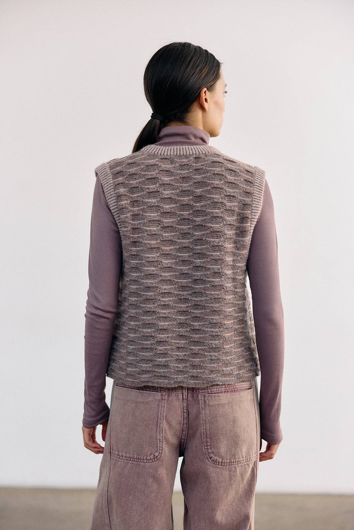 Textured Alpaca Knit Sweater Vest - Malva