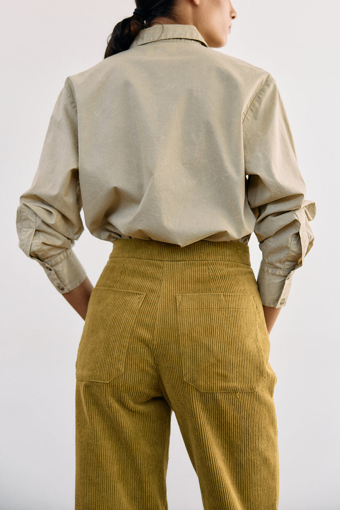 Pantalón Tiro Alto Cotelé - Ocre