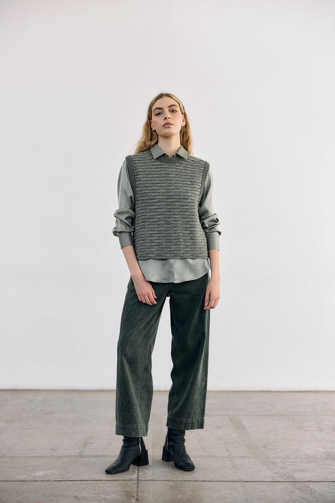Sweater Vest Textura Relieves Alpaca - Musgo