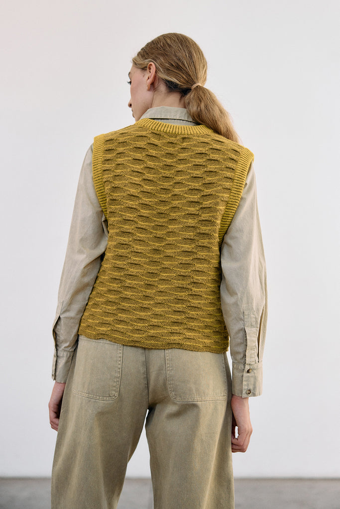Textured Alpaca Knit Sweater Vest - Ocre