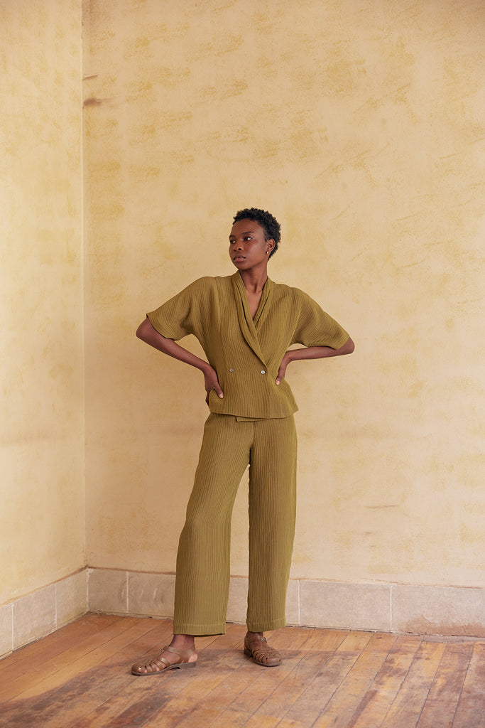 Blusa Cruzada Ribeteada Seda-Lino - Pesto