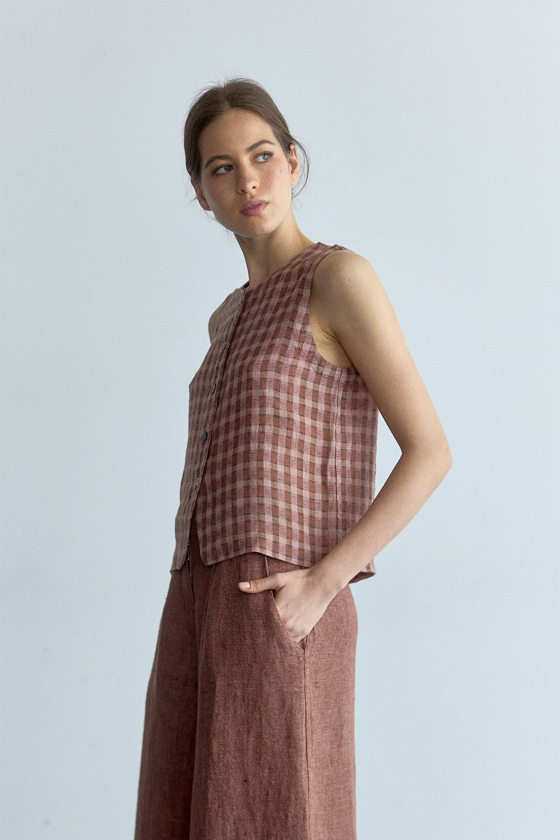 Top Vest Abotonado Lino Gingham - Arcilla