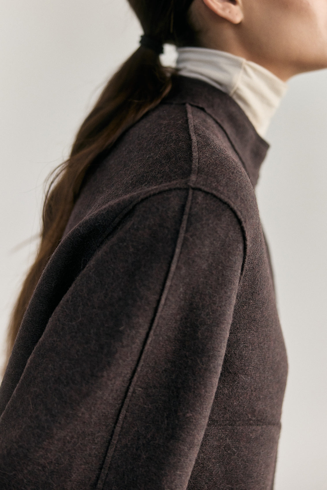 Chaqueta Corta Alpaca/Lana Felted - Berenjena