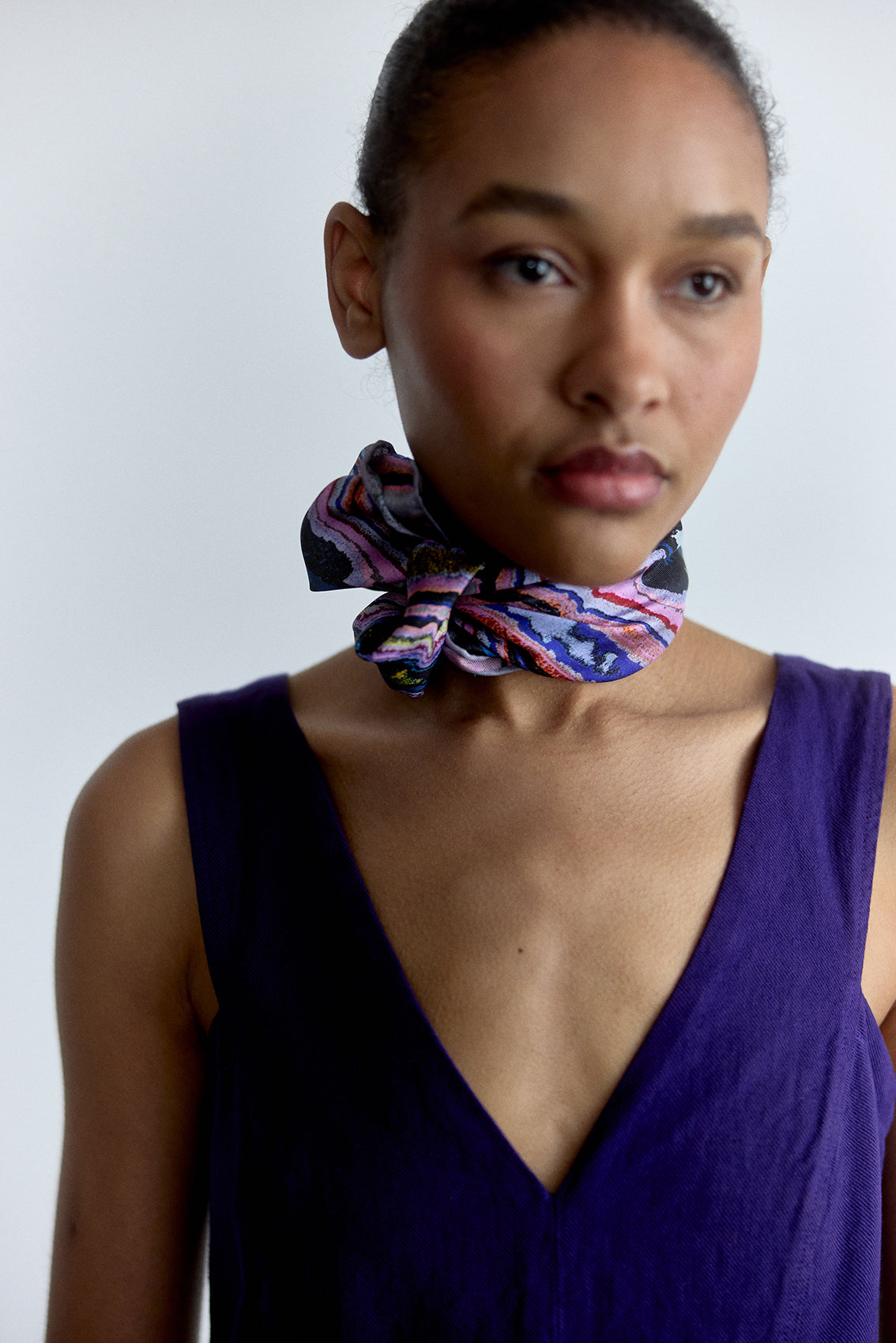Pañuelo Pequeño de Seda - Colomba Fontaine • SISA - Arenal