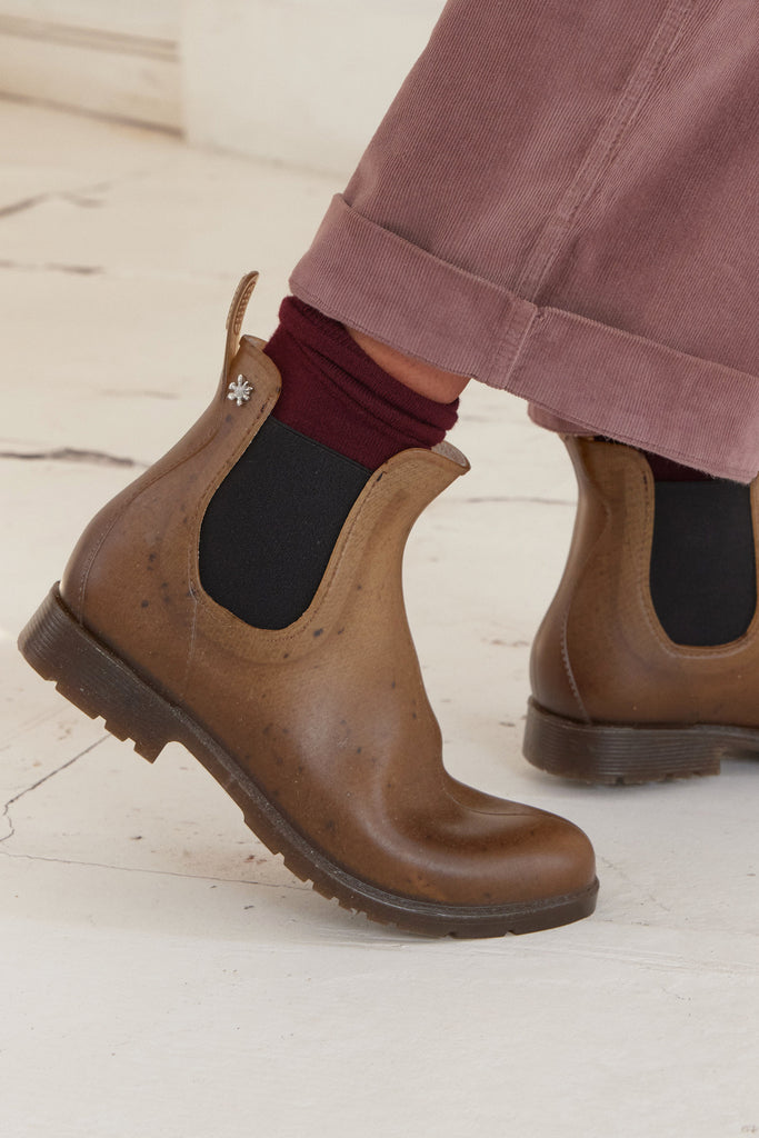 Plastic best sale chelsea boots