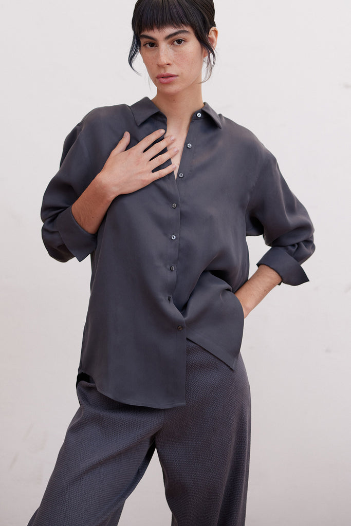 Pointed Collar Cupro Blouse - Piedra