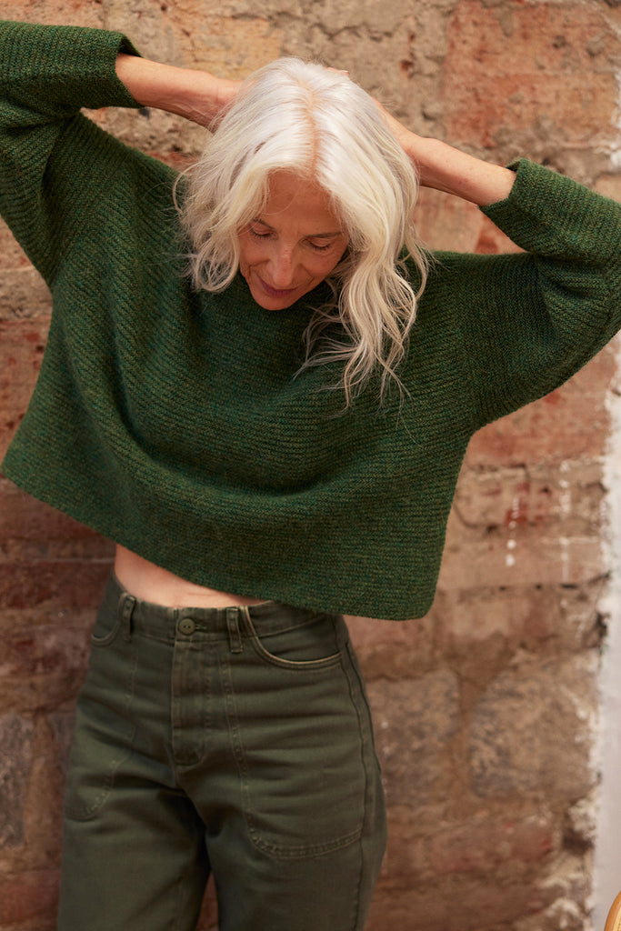 Horizontal Knit Funnel Neck Alpaca Sweater - Musgo