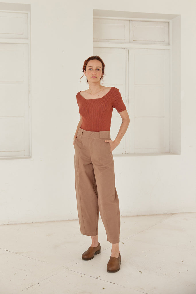 Ribbed Open Neckline Knitted Top - Coral