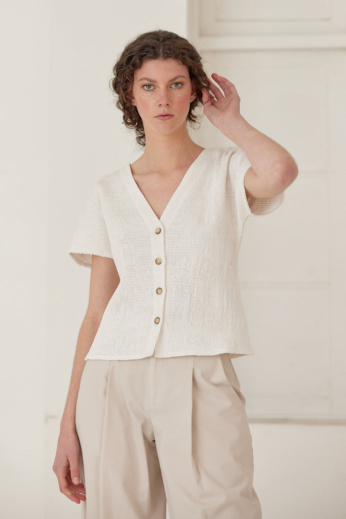 V-Neck Buttoned Smocked Top - Sal