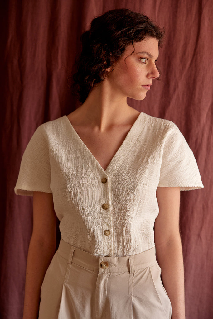 V-Neck Buttoned Smocked Top - Sal
