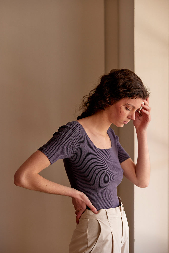 Ribbed Open Neckline Knitted Top - Hortensia